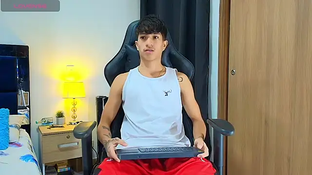 CamiloBass online show from May 2026 01:02:01 AM