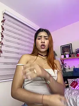 soy sarah  online show from March 2025 03:40:01 PM