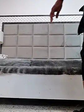 Snapshot of OliviaBurning chatting on November 2025 07:40:01 PM OliviaBurning online show from November 2025 07:40:01 PM