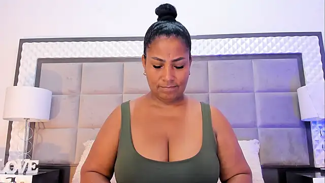 OliviaBurning online show from March 2026 12:04:02 PM