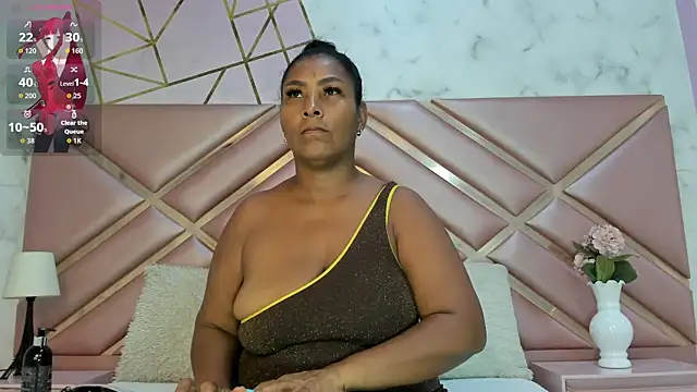 Snapshot of OliviaBurning chatting on October 2025 07:59:01 PM OliviaBurning online show from October 2025 07:59:01 PM