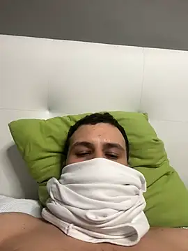 Snapshot of yayaya55598 chatting on January 2025 07:26:02 PM yayaya55598 online show from January 2025 07:26:02 PM