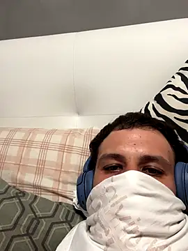 Snapshot of yayaya55598 chatting on September 2025 04:10:05 PM yayaya55598 online show from September 2025 04:10:05 PM