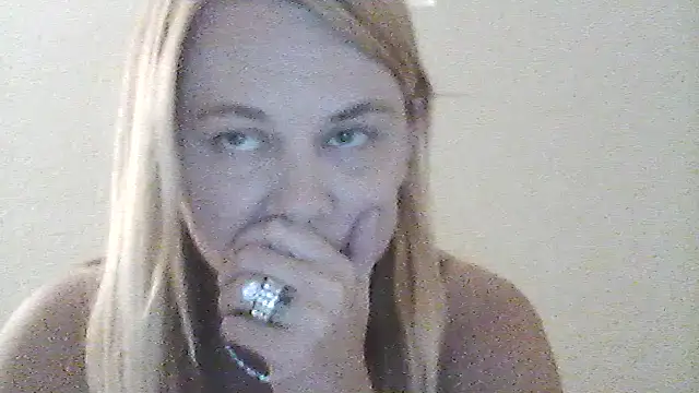 burrkitty online show from January 2026 09:48:01 AM