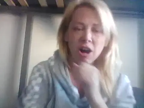 burrkitty online show from December 2024 05:49:01 PM