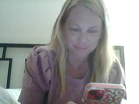 burrkitty online show from November 2025 03:16:01 AM