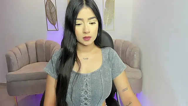 amelie jhons online show from March 2026 02:00:02 AM