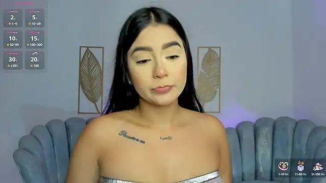 Snapshot of amelie_jhons chatting on September 2025 08:01:02 PM amelie jhons online show from September 2025 08:01:02 PM