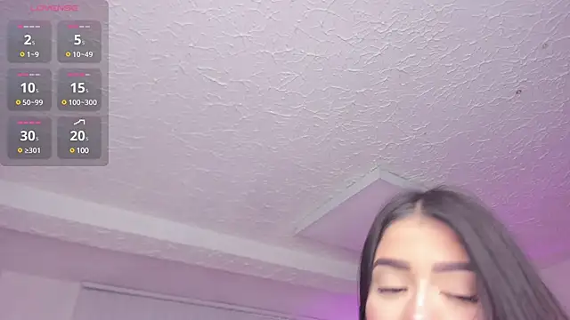 Snapshot of amelie_jhons chatting on March 2025 08:12:01 PM amelie jhons online show from March 2025 08:12:01 PM