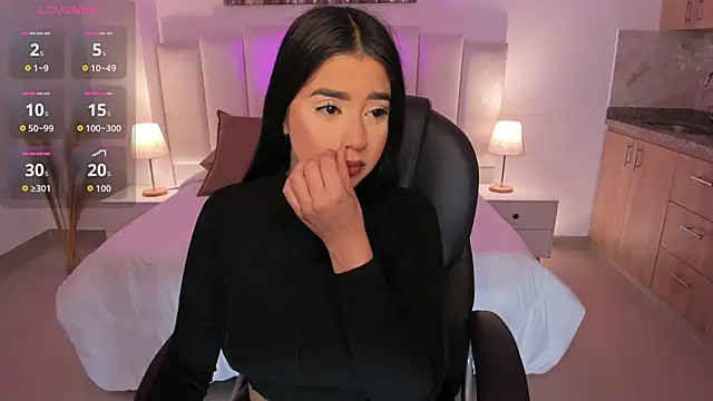 Snapshot of amelie_jhons chatting on November 2025 07:52:02 PM amelie jhons online show from November 2025 07:52:02 PM