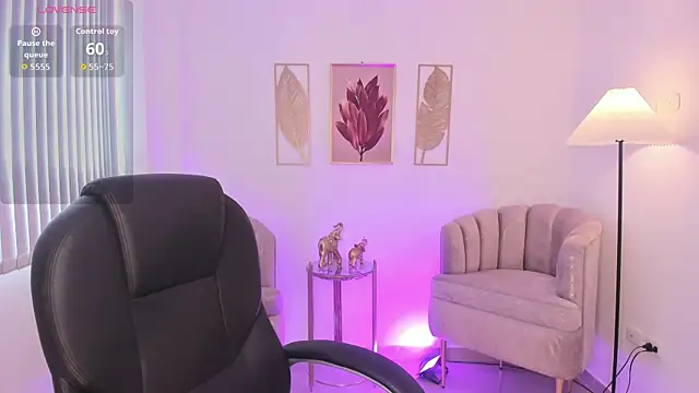 Snapshot of amelie_jhons chatting on October 2025 07:56:02 PM amelie jhons online show from October 2025 07:56:02 PM