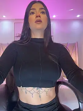 amelie jhons online show from December 2025 09:17:01 PM