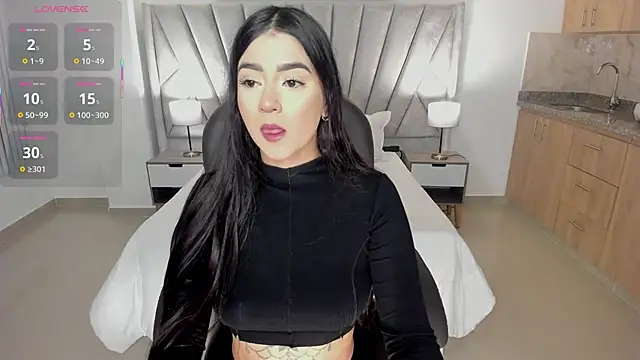 amelie jhons online show from March 2026 12:44:02 AM