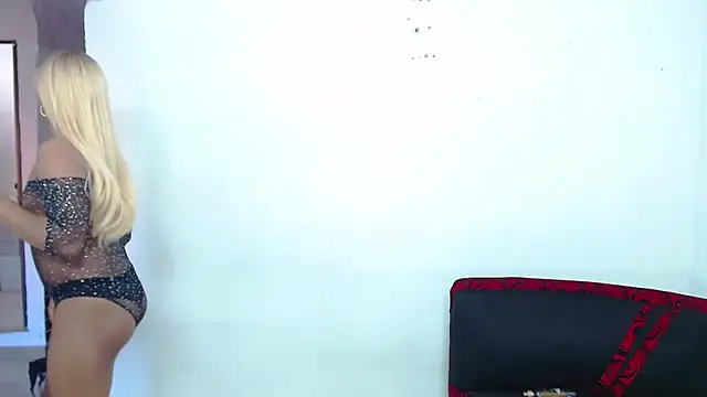 BLACK MOON TS online show from October 2025 09:14:02 PM