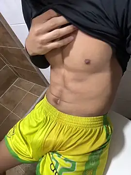 JoanG10 online show from February 2026 05:15:02 PM