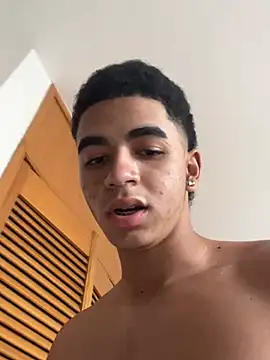 JoanG10 online show from March 2026 10:03:01 PM