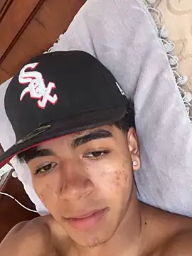 JoanG10 online show from October 2025 06:30:02 PM