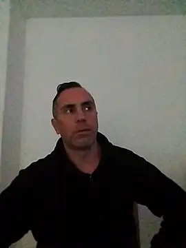 Snapshot of HELL_FIRE chatting on June 2026 08:15:01 PM HELL FIRE online show from June 2026 08:15:01 PM