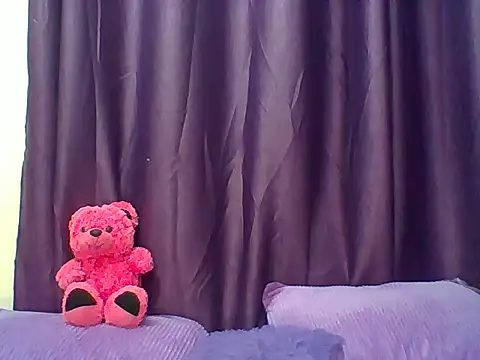 Snapshot of Bliss_amber chatting on January 2025 04:33:02 AM Bliss amber online show from January 2025 04:33:02 AM