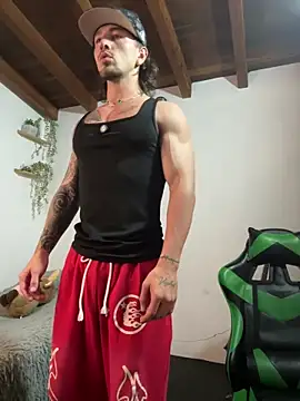 Valentino Xander online show from February 2026 04:30:01 AM