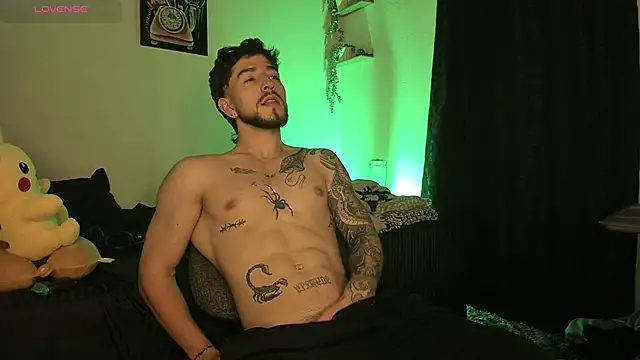 Snapshot of Valentino_Xander chatting on March 2025 05:49:02 AM Valentino Xander online show from March 2025 05:49:02 AM