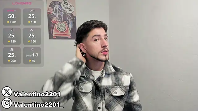 Snapshot of Valentino_Xander chatting on March 2025 11:47:02 PM Valentino Xander online show from March 2025 11:47:02 PM