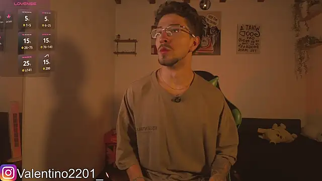 Valentino Xander online show from May 2026 01:44:02 AM