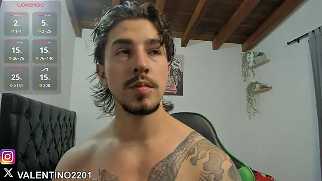 Snapshot of Valentino_Xander chatting on October 2025 12:55:01 AM Valentino Xander online show from October 2025 12:55:01 AM