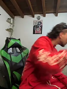 Valentino Xander online show from November 2025 11:27:02 PM