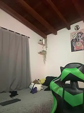 Valentino Xander online show from February 2026 04:23:02 AM