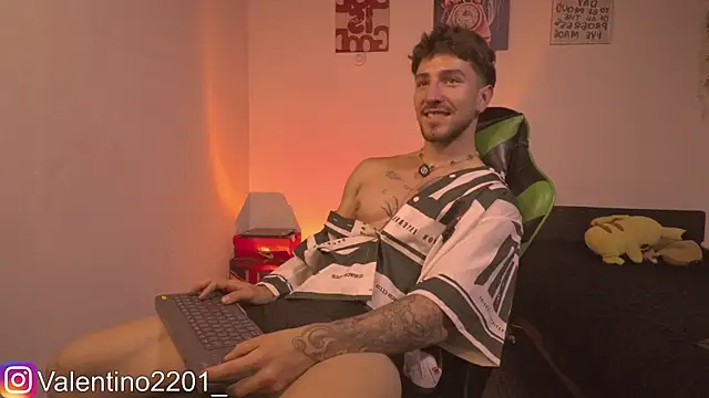 Valentino Xander online show from May 2026 02:10:03 AM