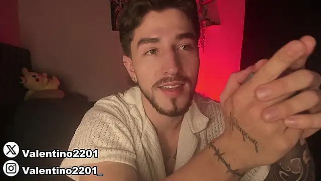 Snapshot of Valentino_Xander chatting on March 2025 01:59:02 AM Valentino Xander online show from March 2025 01:59:02 AM
