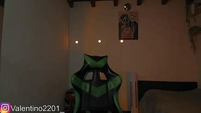 Valentino Xander online show from March 2026 03:02:02 AM