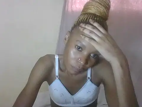 Sweetpetite254 online show from July 2026 01:23:02 PM