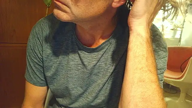 costanza7070 online show from October 2025 01:59:02 AM