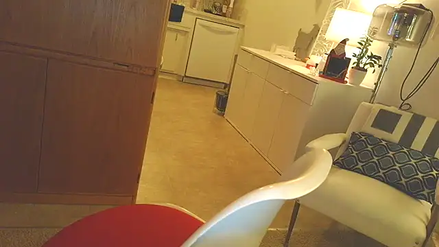 costanza7070 online show from December 2025 04:14:01 AM