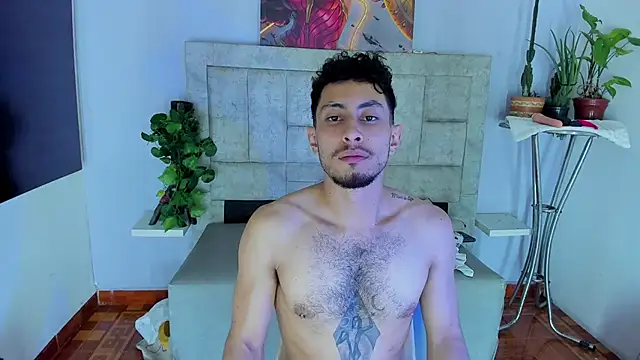 Piggy Eddy online show from October 2025 08:10:02 PM