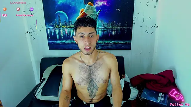 Piggy Eddy online show from November 2025 05:22:01 AM