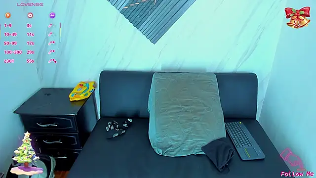 Piggy Eddy online show from December 2025 04:51:02 AM