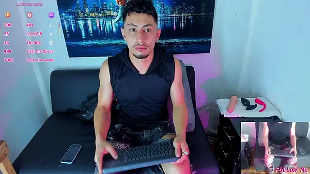 Piggy Eddy online show from October 2025 03:25:01 PM