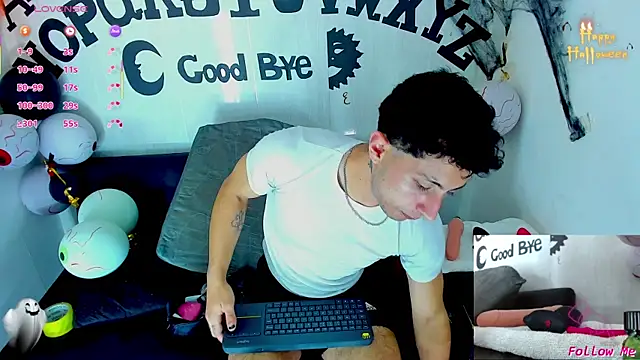 Piggy Eddy online show from November 2025 09:52:02 PM