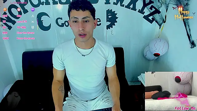 Piggy Eddy online show from October 2025 07:21:01 PM