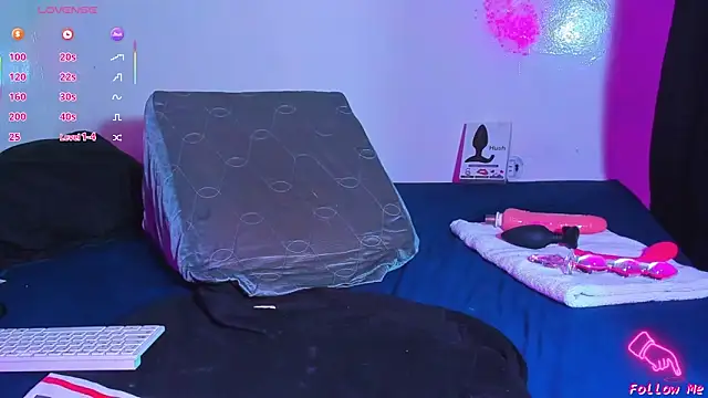 Piggy Eddy online show from February 2026 06:12:02 AM