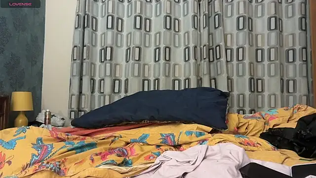 Snapshot of JennyHazel1 chatting on November 2025 06:12:01 PM JennyHazel1 online show from November 2025 06:12:01 PM