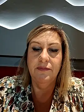 Mara-24 online show from October 2025 07:15:01 PM