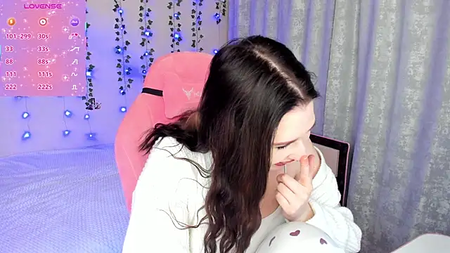 Alice   Rose online show from October 2025 06:41:02 PM