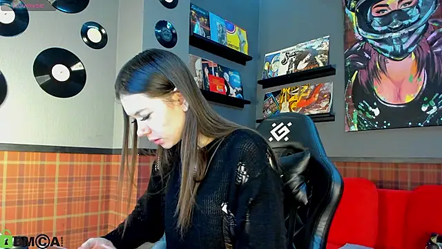 Nicole Charm online show from March 2026 12:06:02 AM