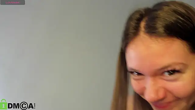 Nicole Charm online show from January 2026 11:33:01 PM