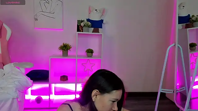 Snapshot of Nicole_Charm chatting on January 2025 12:49:01 AM Nicole Charm online show from January 2025 12:49:01 AM