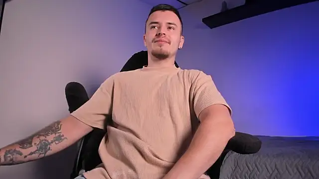 james connor2 online show from April 2026 06:44:02 PM